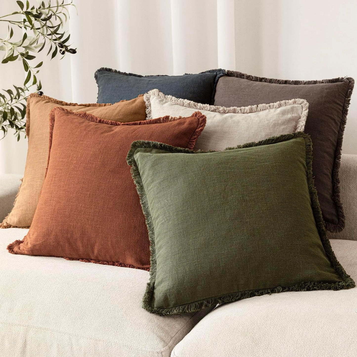 Foindtower Set of 2 Decorative Linen Fringe Throw Pillow Covers Cozy Boho Farmhouse Cushion Cover with Tassels Soft Accent Pillowcase for Couch Sofa Bed Living Room Home Decor, 26×26 Inch,Orange Brown