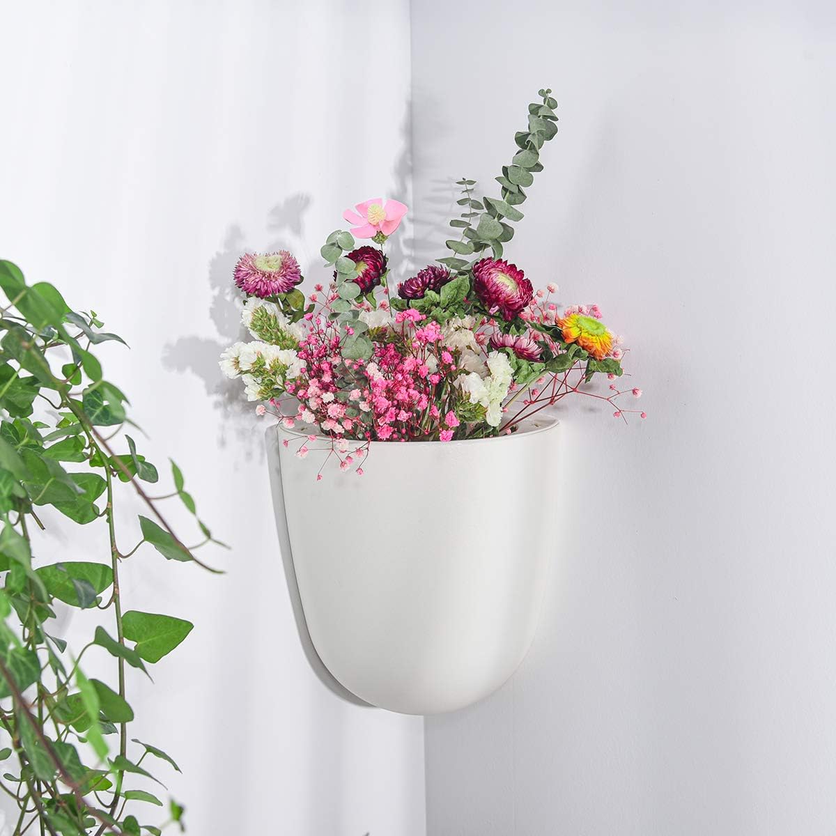 Sungmor Wall Hanging Corner Planters, 4PC White Wall Mounted Flower Pots, Self Watering Wall Planter for Indoor Plants, Right Angle Corner Hanging Pot, Great for Balcony Home Office Bar Corner Decór