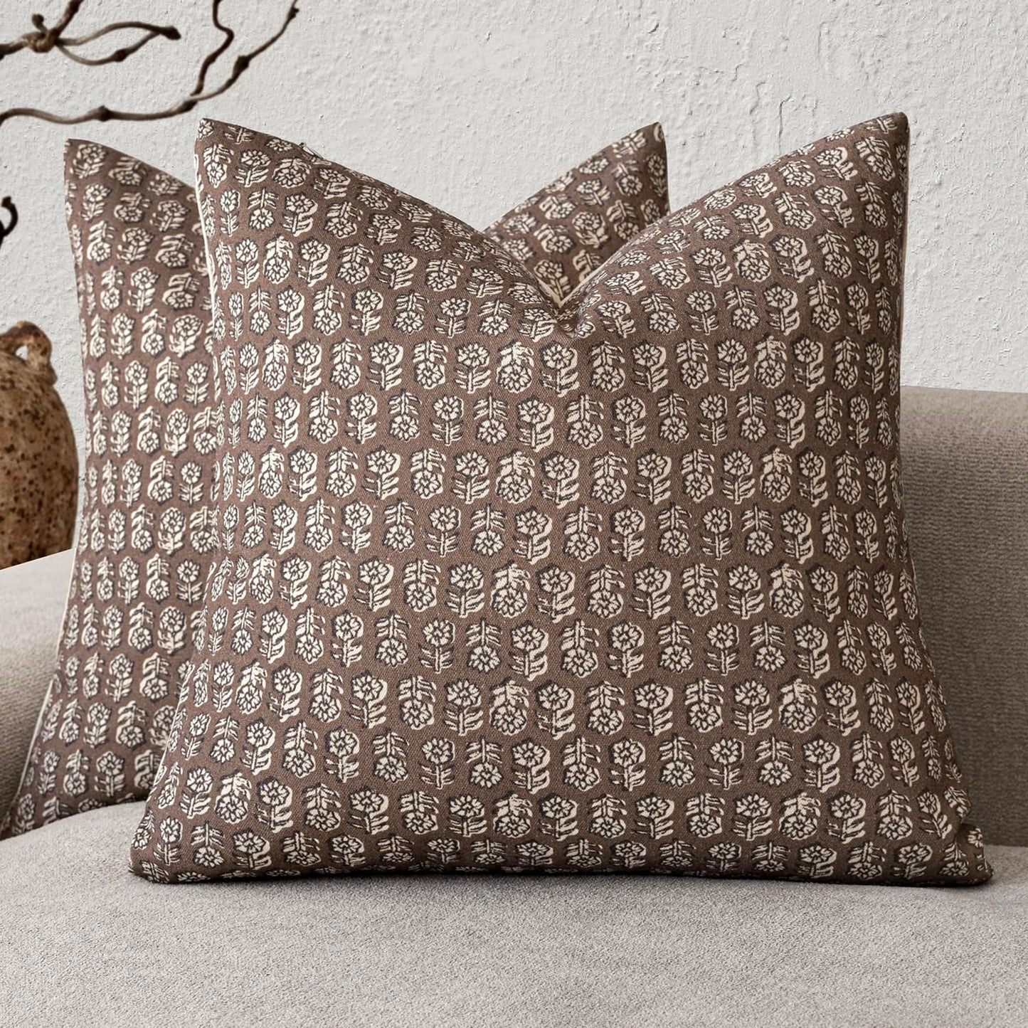 Foindtower Set of 2 Decorative Neutral Floral Print Throw Pillow Covers Vintage Accent Farmhouse Cushion Covers Boho Home Decor for Sofa Couch Chair Bedroom Living Room Outdoor,22×22 Inch,Brown