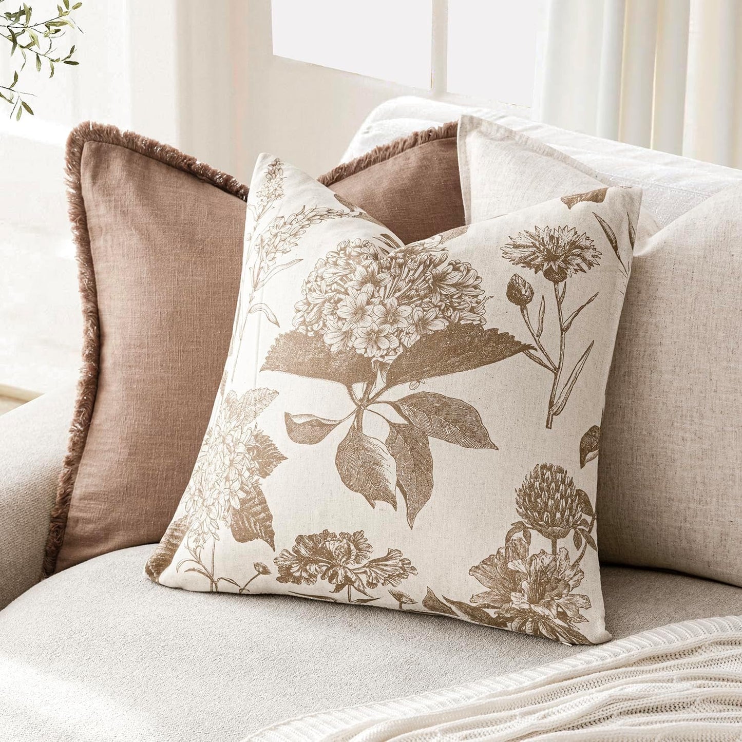 Foindtower Set of 2 Linen Floral Throw Pillow Covers Vintage Accent Print Decorative Cushion Covers Farmhouse Boho Home Decor for Sofa Chair Couch Bedroom Living Room Outdoor,20×20 Inch,Light Brown