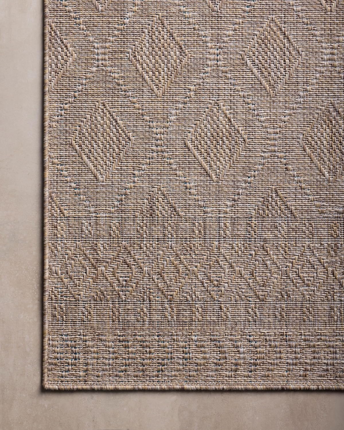Loloi Amber Lewis Topanga Collection TOP-06 Natural/Mist 7'-10" x 10' Indoor/Outdoor Area Rug